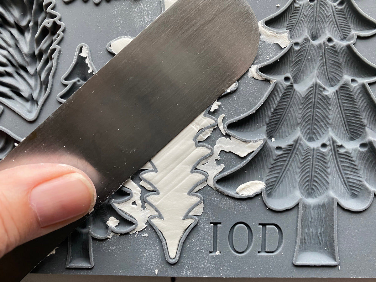 Boughs of Holly - IOD Mould 6 x 10 - Winter Encore 2026 Limited Edition