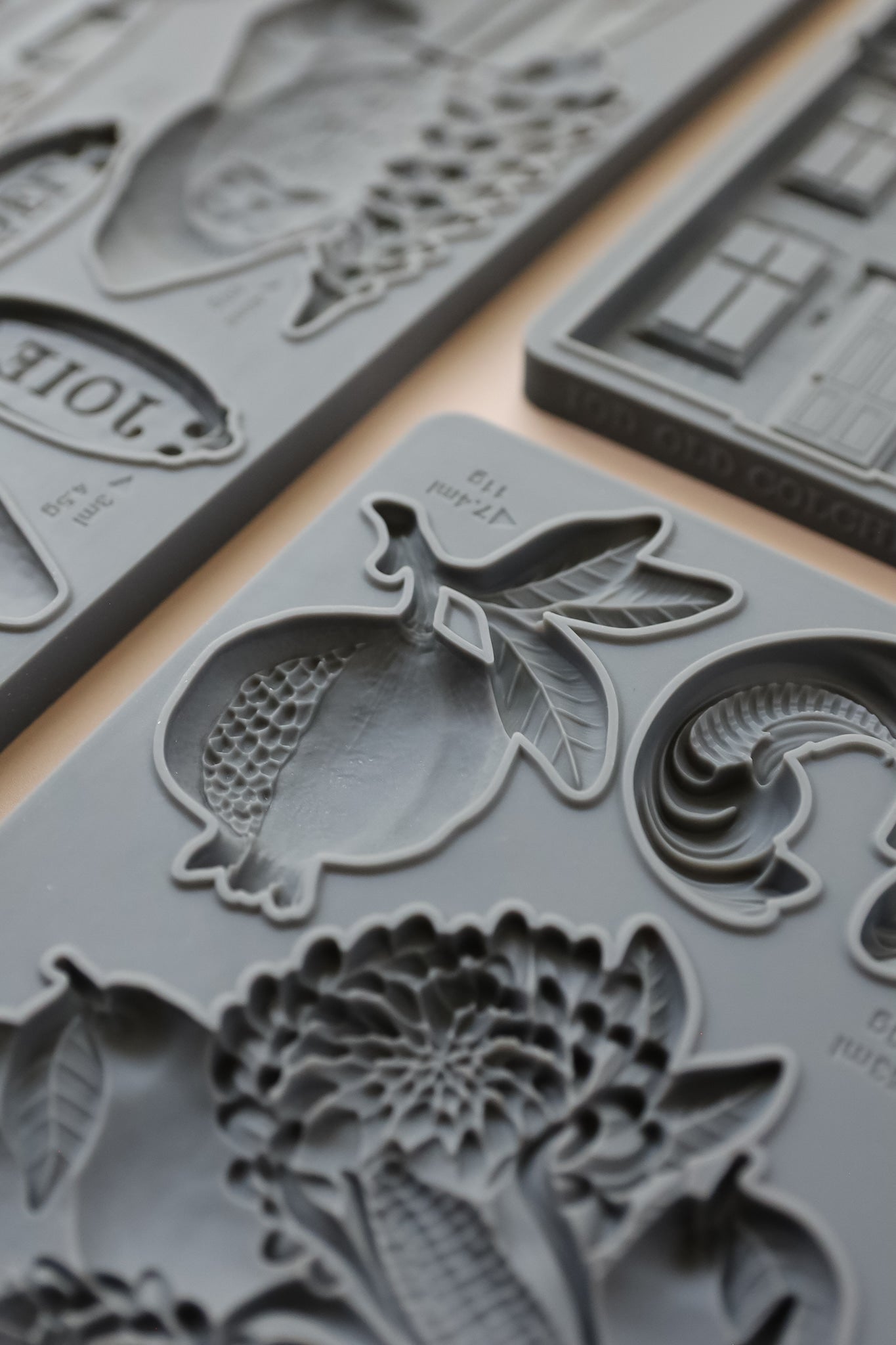 Cornucopias - IOD Mould 6 x 10 - Winter 2026 Limited Edition