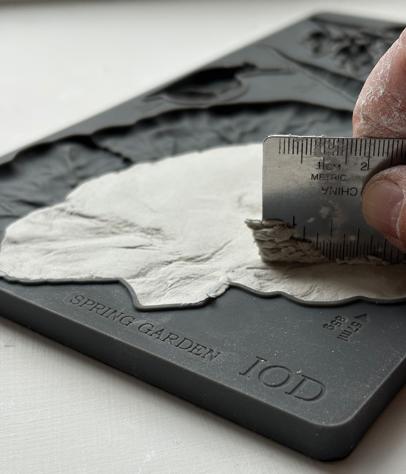 Spring Garden - IOD Mould 10x6 - 2026 Spring