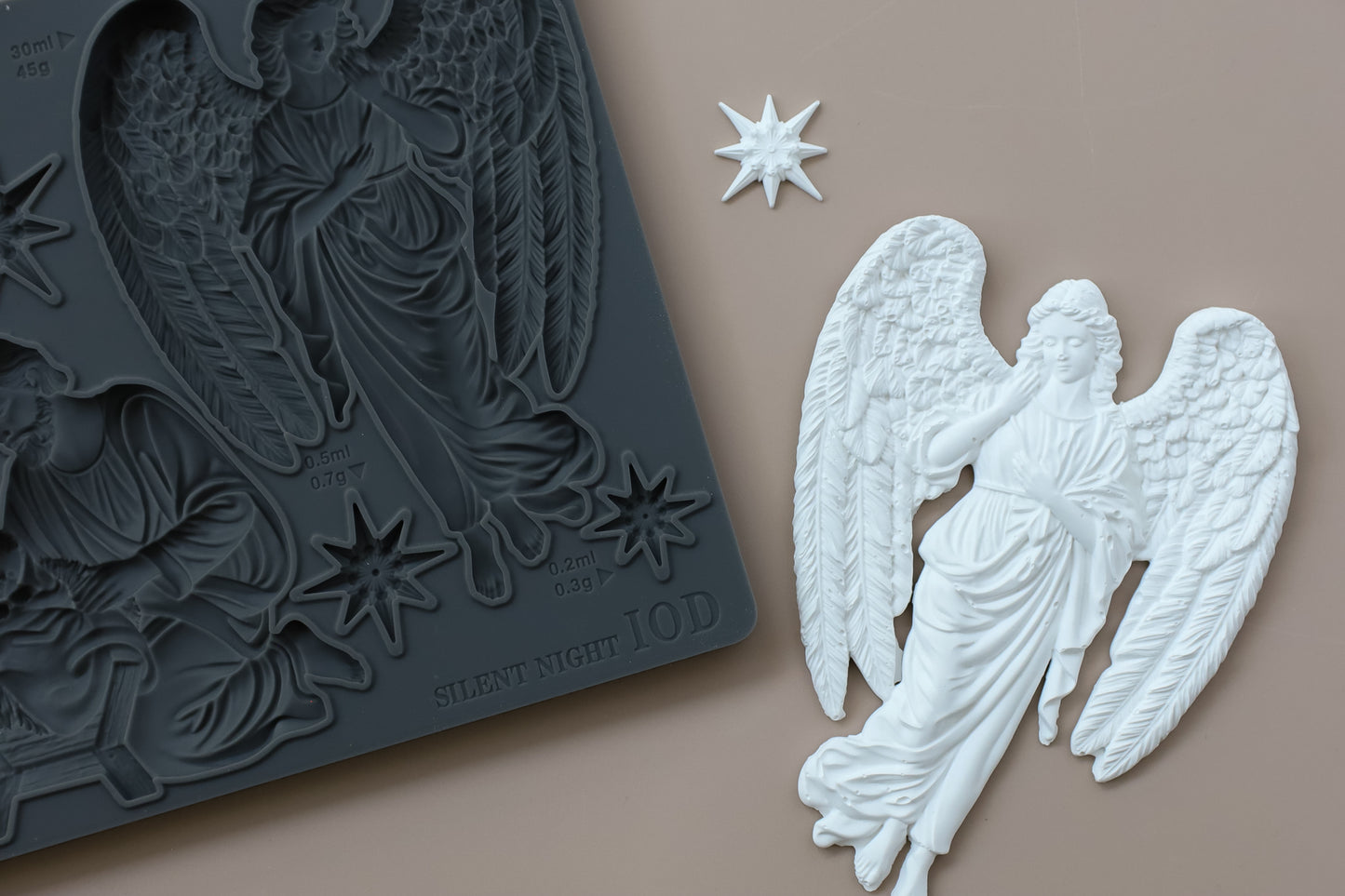 Silent Night- IOD Mould 6 x 10 - Winter 2026 Limited Edition
