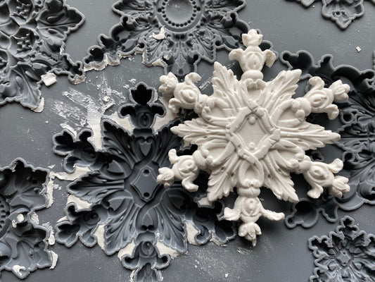 Snowflakes - IOD Mould 6 x 10 - Winter Encore 2026 Limited Edition